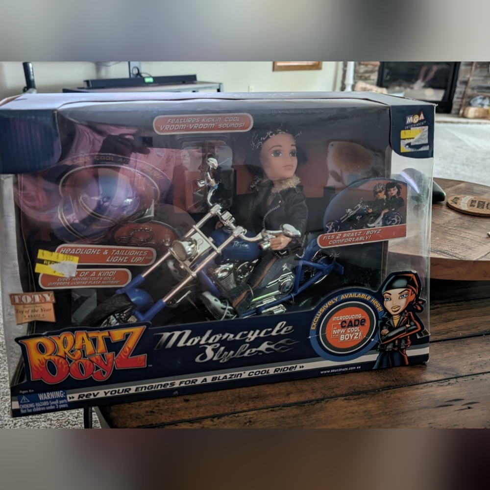 BRATZ motorcycle doll unopened